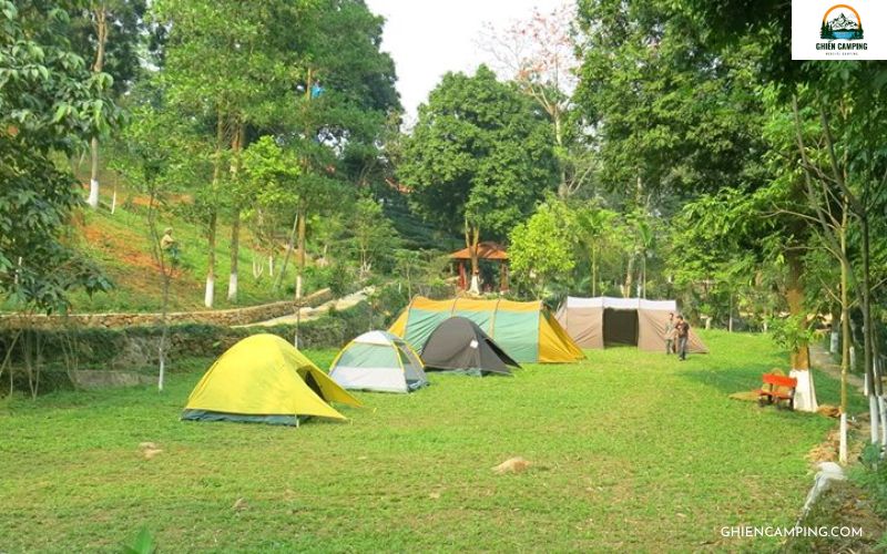 Top 17+ điểm cắm trại gần Hà Nội lý tưởng cho kỳ nghỉ ngắn ngày 33 Sơn Tinh Camp 2 – Địa điểm cắm trại gần Hà Nội với không gian bán đảo cực đẹp