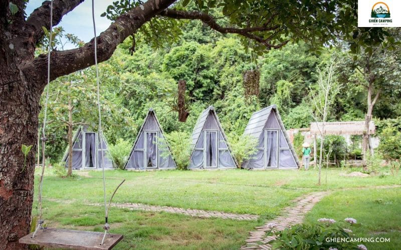 13 khu camping Hải Phòng view đẹp, hot nhất 2025 cho dân xê dịch 26 Phù Liễn Camping – Chill giữa rừng thông trên đỉnh Kiến An