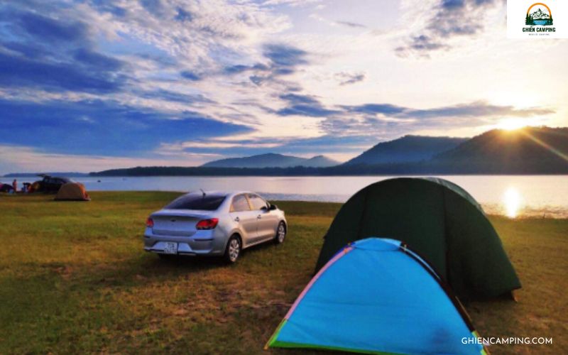 Top những địa điểm cắm trại bằng ô tô có view đẹp nhất hiện nay 11 Địa điểm cắm trại bằng ô tô - Hồ dầu tiếng