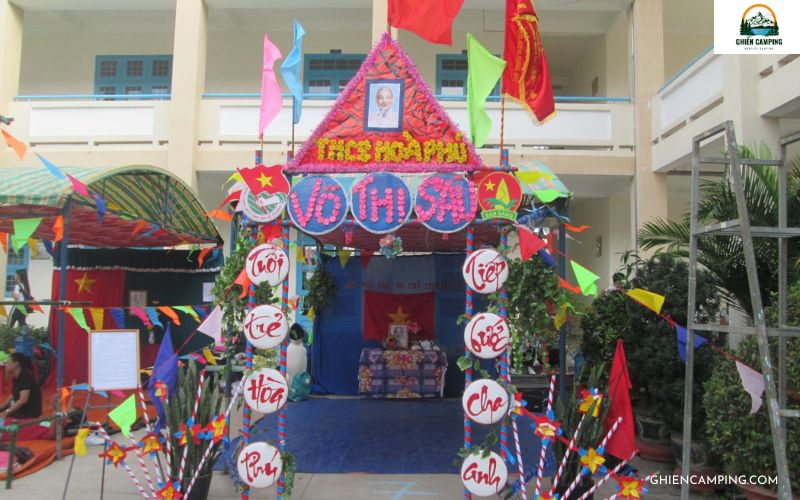 Mẫu cổng trại đẹp dành cho học sinh, sinh viên