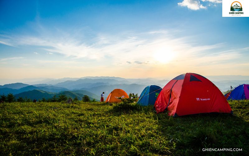 Kinh nghiệm chọn địa điểm để glamping - Vùng núi