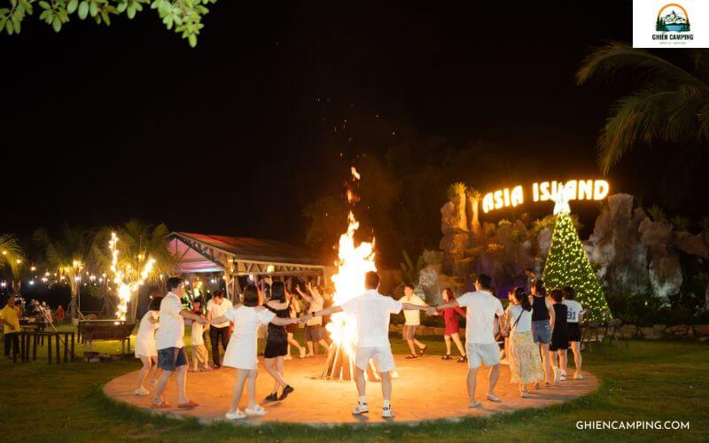 Asia Island Glamping Quận 9: Giá vé và trải nghiệm thực tế 23 Đốt lửa trại tại Asia Island Glamping