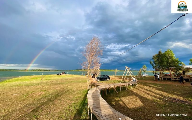 Lịch trình gợi ý khi đến Holiday Camping Hồ Trị An