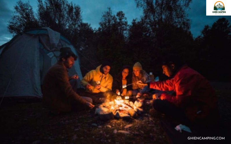 Kinh nghiệm cắm trại trong rừng từ các chuyên gia camping lâu năm 7 Kỹ năng đốt lửa giữ ấm khi đi cắm trại trong rừng