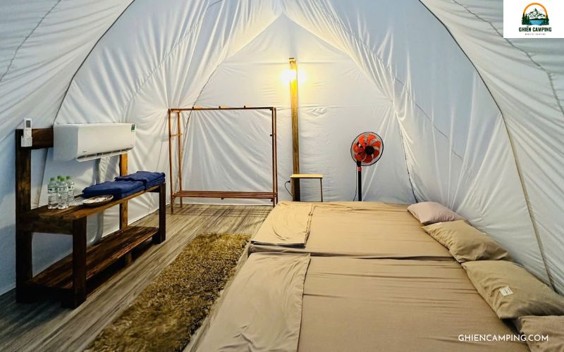 Không gian bên trong phòng Glamping tại Napy Garden