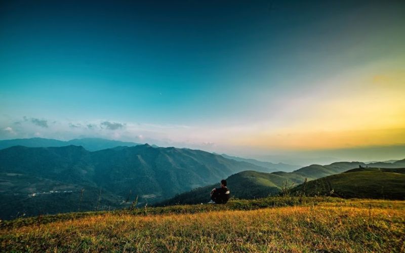 Top 5 nơi cắm trại Bắc Kạn chill hết nấc, lý tưởng nhất 7 Đồi Cỏ Lũng Trắng