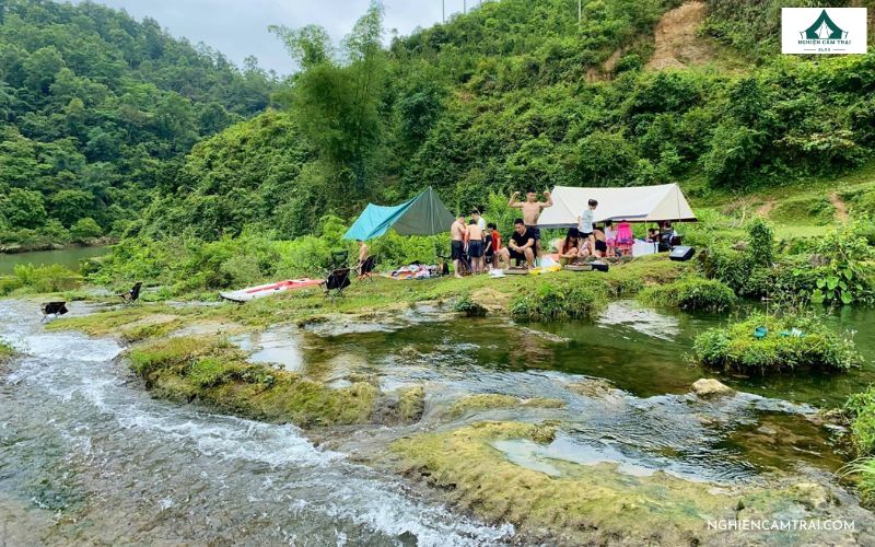 5+ địa điểm cắm trại Hà Giang được giới trẻ yêu thích nhất 9 Suối Du Già trở thành điểm cắm trại Hà Giang lý tưởng