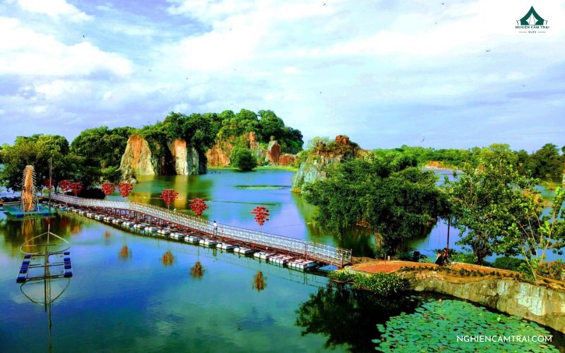Khu du lịch Bửu Long là địa điểm cắm trại Đồng Nai lý tưởng