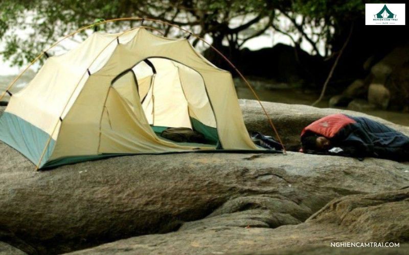 Cân nhắc thời điểm thích hợp khi cắm trại Thác Mai