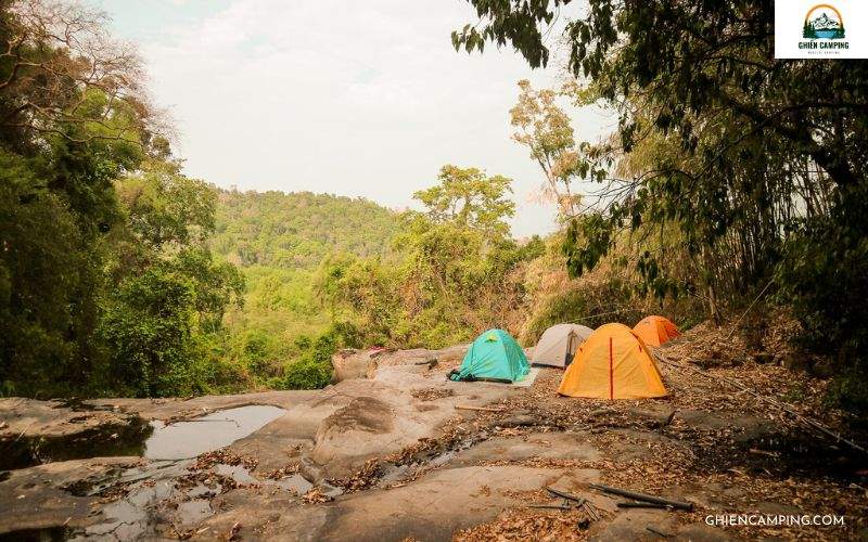 13 Địa điểm camping Bình Thuận đẹp như mơ, ít người biết đến 26 Núi Tà Pứa – Trải nghiệm camping leo núi hấp dẫn tại Bình Thuận