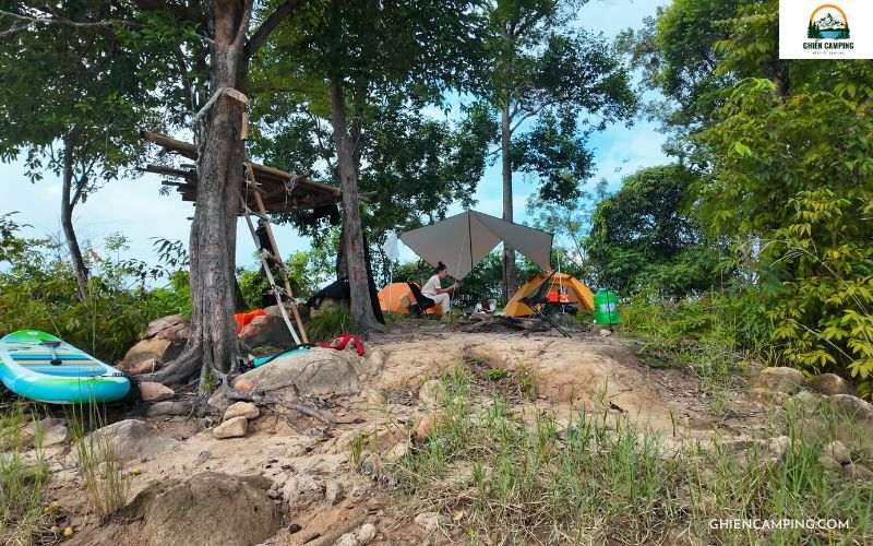13 Địa điểm camping Bình Thuận đẹp như mơ, ít người biết đến 24 Khu cắm trại Hàm Thuận – Đa Mi Bình Thuận giữa hồ và rừng