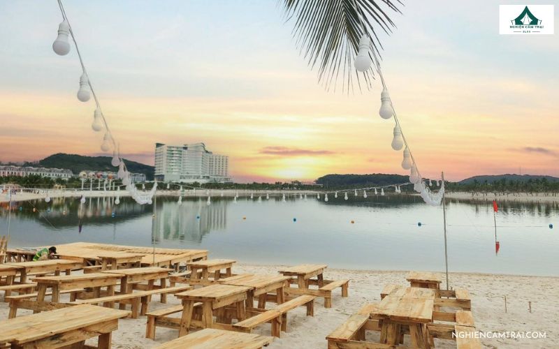 Khung cảnh nên thơ tại camping Đồi Rồng