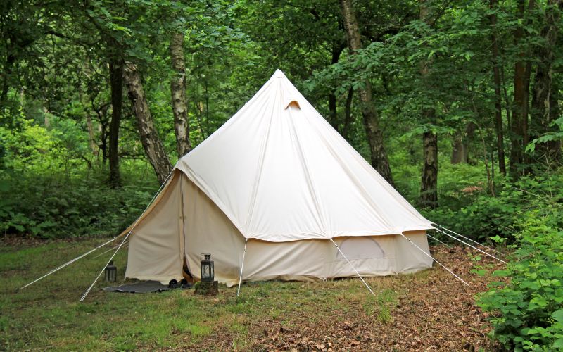Lều cắm trại cho gia đình thường có kích thước lớn