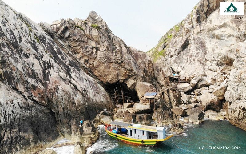 Hang Yến