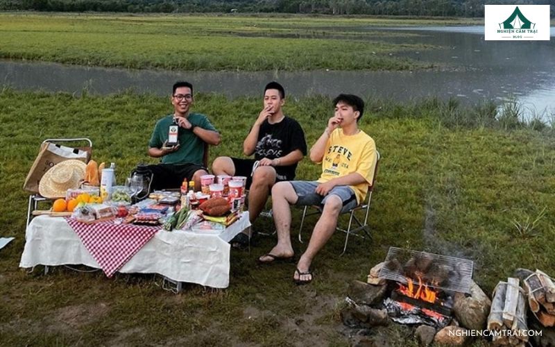 Trải nghiệm cắm trại Hồ Am Chúa: Địa điểm camping cực chill 11 Cắm trại qua đêm và tổ chức các hoạt động ngoài trời tại Hồ Am Chúa