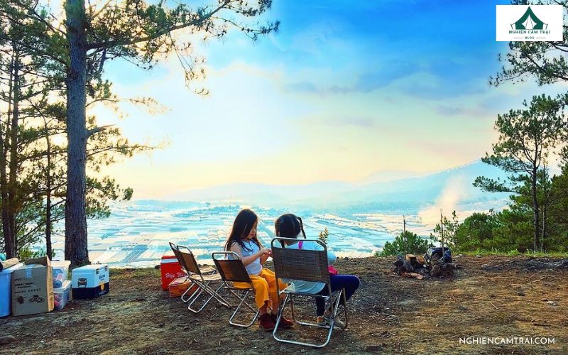 Cắm trại núi Hòn Bồ Đà Lạt: Kinh nghiệm săn mây cho người mới 7 Giới thiệu về cắm trại tại Núi Hòn Bồ Đà Lạt
