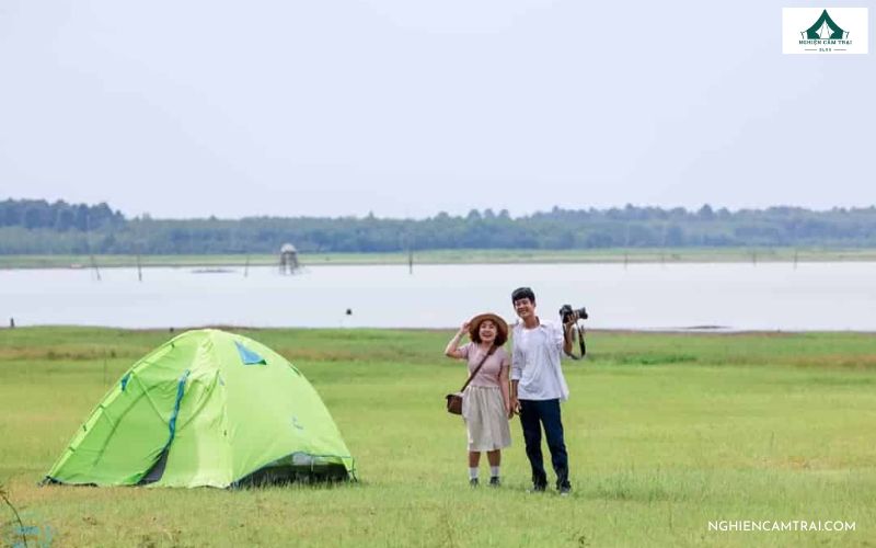 Đảo Nhím Tây Ninh: Điểm cắm trại hoang sơ giữa lòng hồ Dầu Tiếng 7 Cân nhắc thời gian vàng khi cắm trại đảo Nhím Tây Ninh