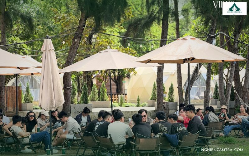 Lata Camping: Khu cắm trại ven biển đẹp nhất Cần Giờ 17 Thưởng thức cafe, ngắm cảnh cực chill tại Lata Camping