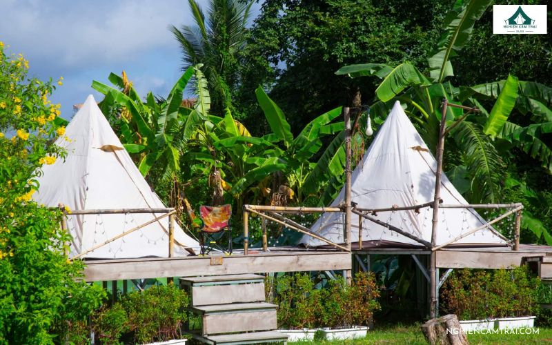 Nàng Sen Camping: Điểm đến ẩm thực & camping cuối tuần cực chill 8 Nàng Sen trở thành lựa chọn cắm trại lý tưởng của nhiều người