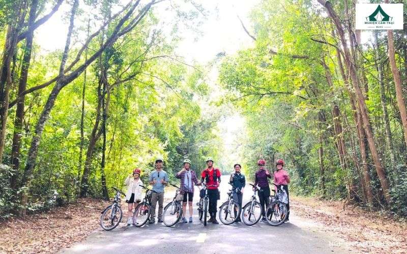 Review khu cắm trại tại núi Hòn Bà giữa đại ngàn Nha Trang 12 Trải nghiệm đạp xe xuyên rừng khi camping núi Hòn Bà Nha Trang