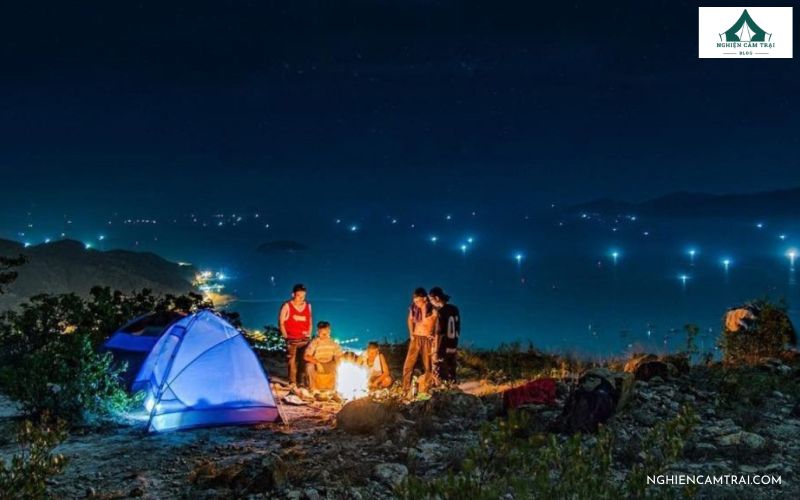 Review khu cắm trại tại núi Hòn Bà giữa đại ngàn Nha Trang 15 Tận hưởng bầu trời đêm đầy sao và chill giữa núi rừng Hòn Bà