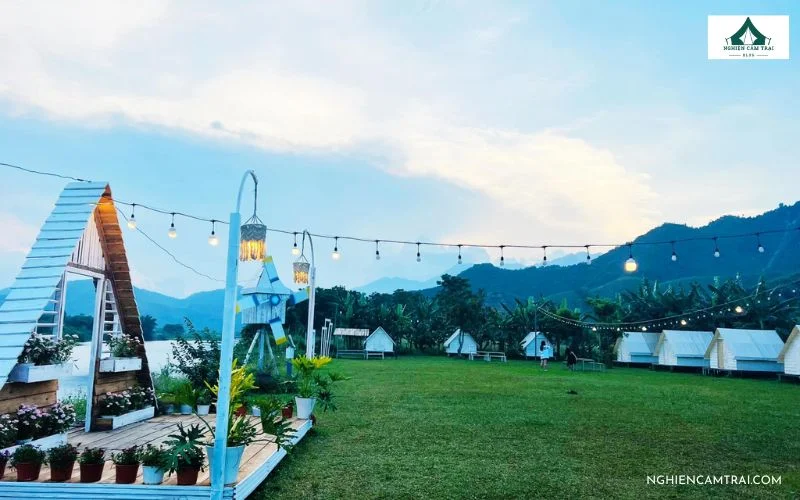 10+ khu glamping Đà Nẵng view đẹp, siêu chill 2026 22 khung cảnh bên ngoài khu glamping Yên Retreat