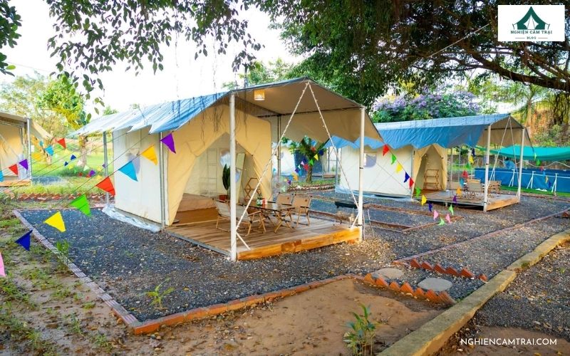 Không gian lều glamping rộng rãi sang trọng tại Chill Camping