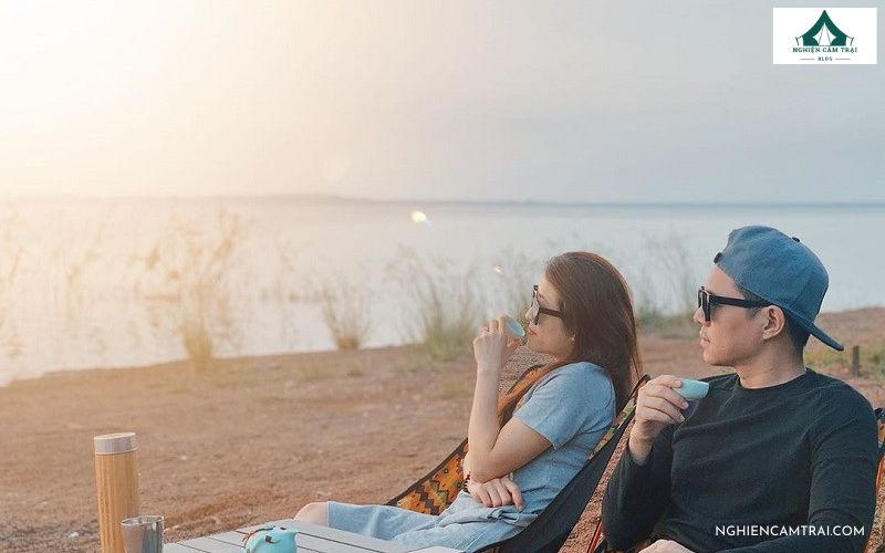 Kính mắt phù hợp để chụp ảnh ở Hồ Trị An