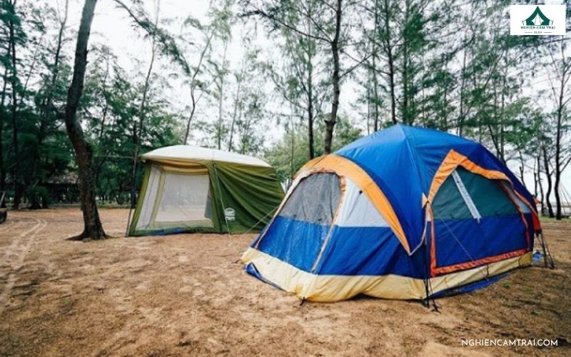Nên chọn địa điểm, kiểm tra chất lượng lều để có trải nghiệm đáng nhớ nhất