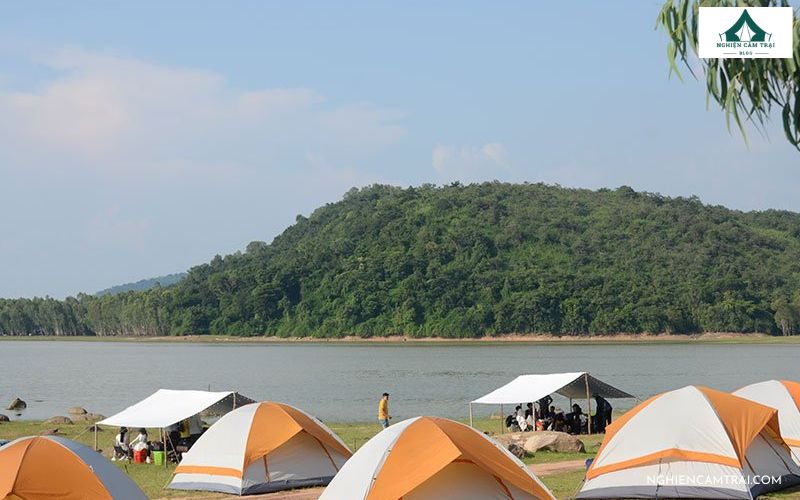 Tour cắm trại ở hồ Trị An của Đất Việt Tour