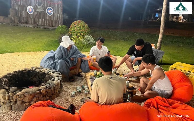 Review Glamping Nàng Lam với không gian nghỉ dưỡng sang chảnh 8 Thưởng thức BBQ ngoài trời cùng gia đình và bạn bè