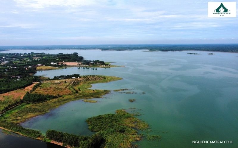 Hồ Trị An và hồ Dầu Tiếng hồ nào lớn hơn? So sánh chi tiết 8 Địa chỉ, giá trị kinh tế - xã hội của hồ Trị An