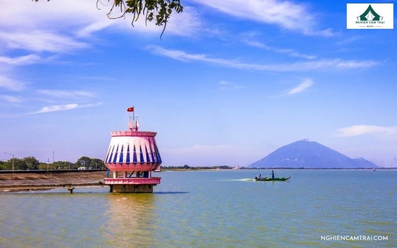 Hồ Trị An và hồ Dầu Tiếng hồ nào lớn hơn? So sánh chi tiết 9 Địa chỉ, giá trị kinh tế - xã hội của hồ Dầu Tiếng