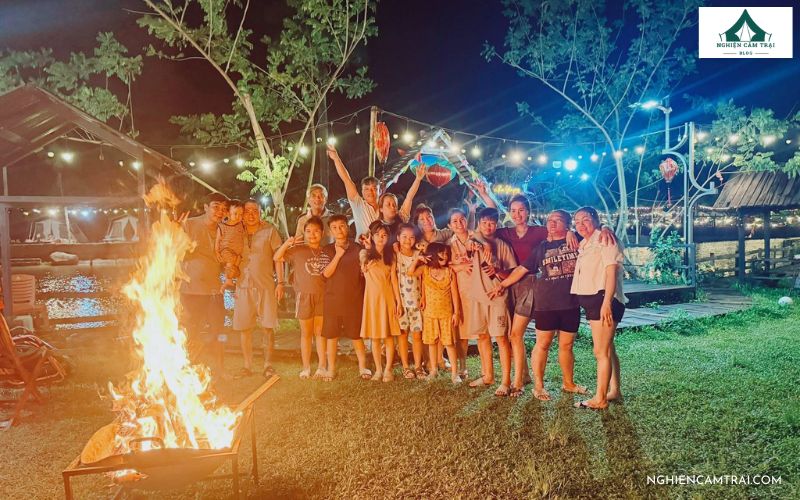Review Lái Thiêu Glamping - Trải nghiệm du lịch sinh thái thú vị 11 Lửa trại ban đêm cực chill tại Lái Thiêu Glamping