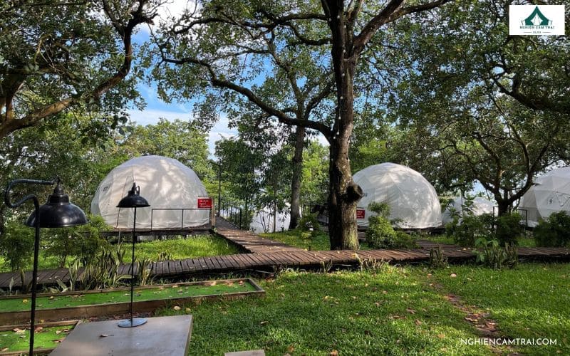 Khung cảnh khu lều glamping tại Tropical EGlamping