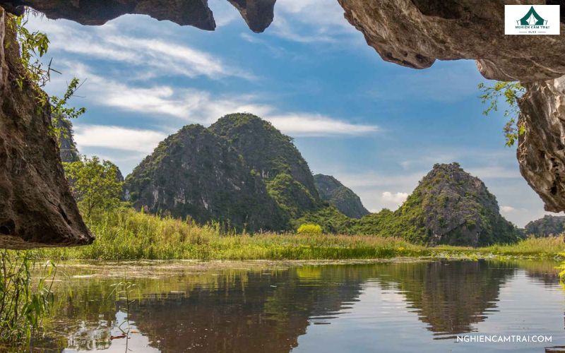 Cắm trại Đầm Vân Long