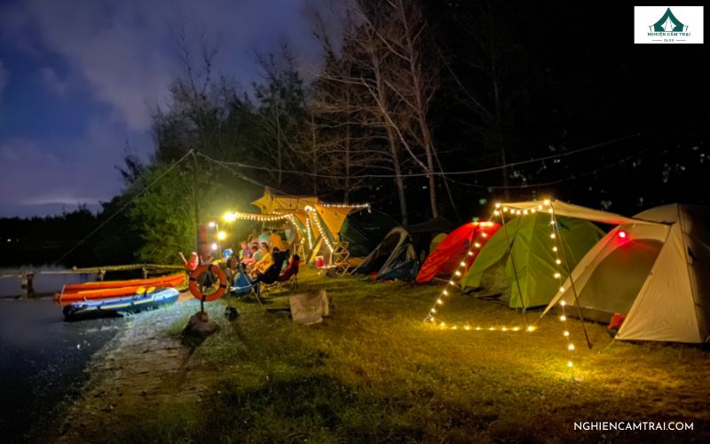 Review cắm trại Đèo Nước Ngọt: Đường đi, chi phí, điểm dựng lều đẹp 9 Khu cắm trại được bao quanh bởi rừng dương xanh mát và không khí trong lành