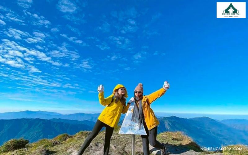 Hiking giúp cải thiện tâm trạng và giảm nguy cơ trầm cảm
