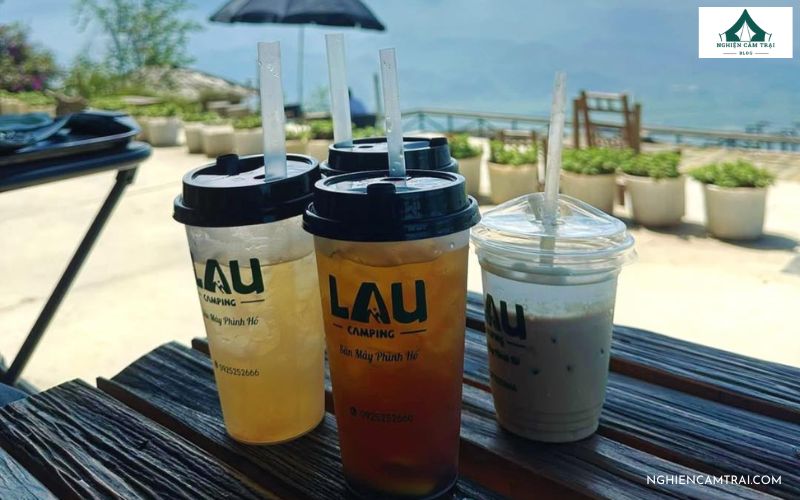 Thưởng thức cà phê chill giữa mây tại Lau Camping