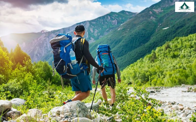 Đi trekking là gì?