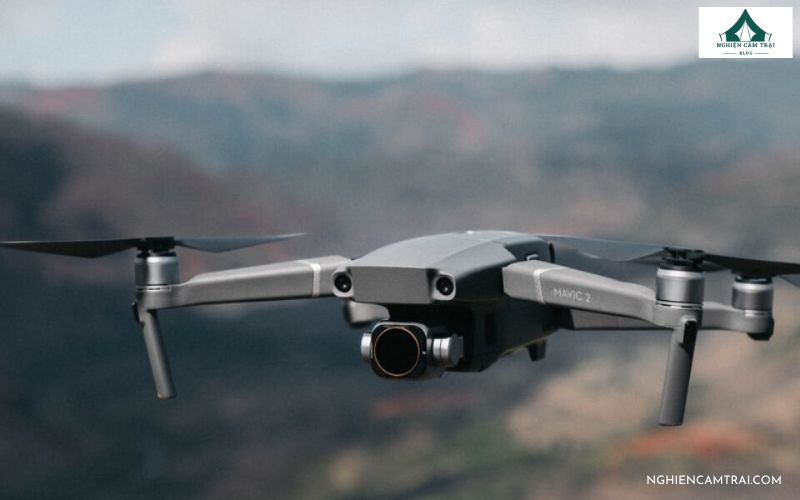 Bay flycam có cần xin phép không? Quy định mới nhất 2025 4 Bay flycam có cần xin phép không?