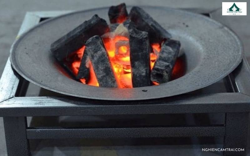 Cách nhóm than cháy nhanh tích tắc cho mọi loại than 8 cach nhom than 2