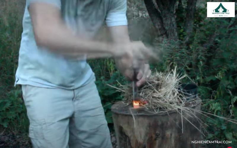 Cách tạo ra lửa bằng Piston dựa trên áp suất