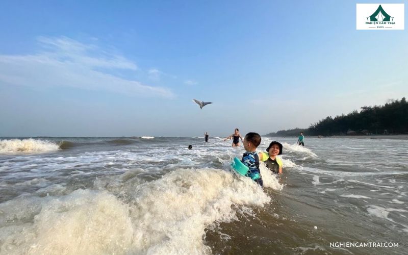 Lưu ý về thời tiết khi camping Hải Lĩnh