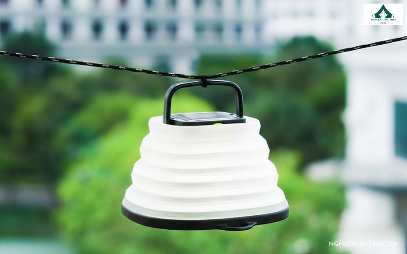 đèn cắm trại năng lượng mặt trời