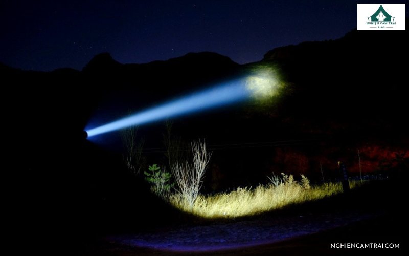 Ưu điểm của đèn siêu sáng