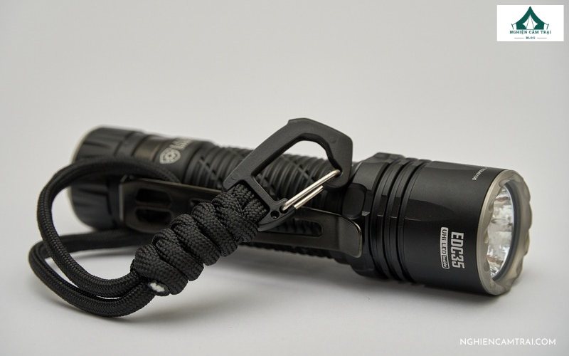 Đèn siêu sáng Nitecore