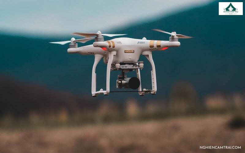 Flycam là gì? Lý do dân mê xê dịch không thể thiếu 6 Tìm hiểu flycam là gì?