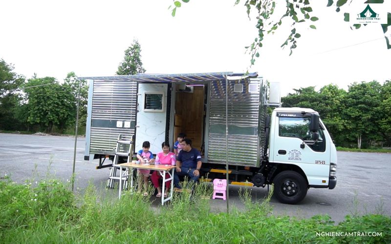 Xe nhà di động tự chế (Campervan DIY)