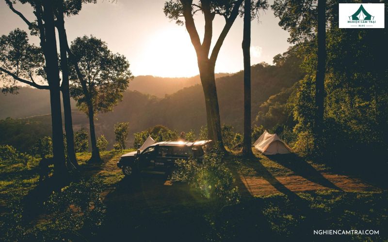 Thời điểm đẹp nhất năm để cắm trại ở Măng Đen